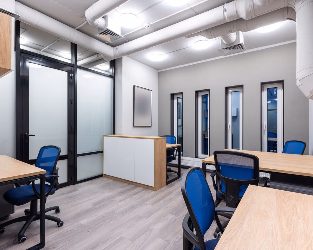 An empty meeting room before a partner meeting